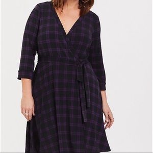 Torrid Purple & Black Plaid 3/4 Sleeve Dress SZ 4